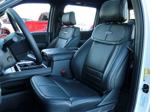 New 2025 Ford F250 Platinum image 24