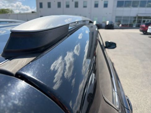 Used 2018 Toyota RAV4 XLE FWD image 17
