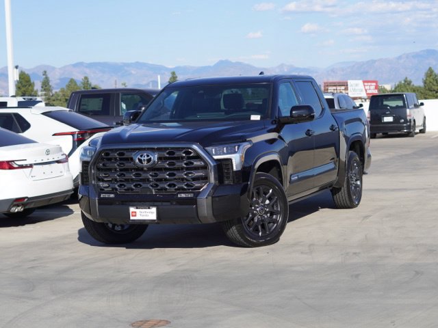 Used 2023 Toyota Tundra Platinum w/ Advanced Package AWD/4WD image 5