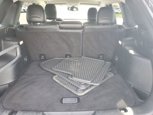 Used 2016 Jeep Cherokee Latitude w/ North All-Season Group AWD/4WD image 8