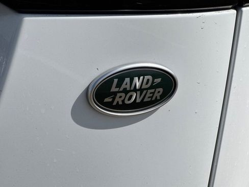 Used 2022 Land Rover Range Rover Velar R-Dynamic S AWD/4WD image 49