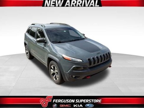 Used 2015 Jeep Cherokee Trailhawk w/ Cold Weather Group image 1