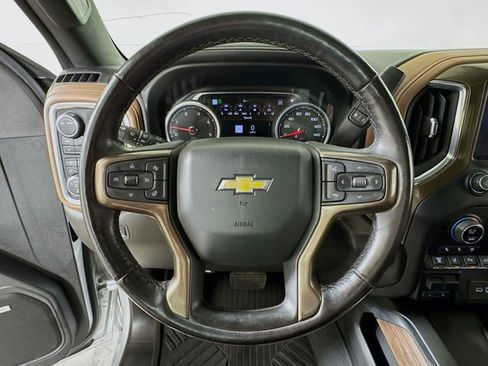 Used 2021 Chevrolet Silverado 2500 High Country w/ Z71 Off-Road Package image 9