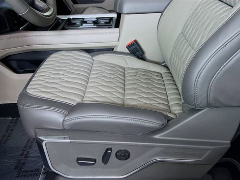 New 2026 Ford F350 Platinum w/ Platinum Plus Package image 23