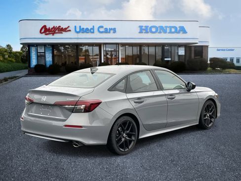 Used 2025 Honda Civic Sport image 5
