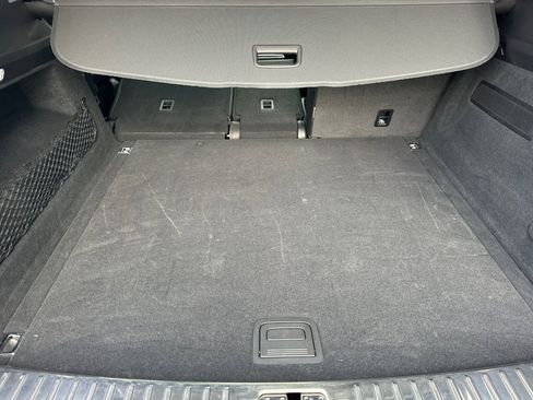 Used 2023 Porsche Cayenne Base image 15