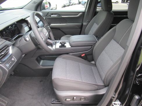 New 2026 GMC Acadia Elevation FWD image 17