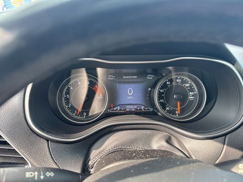 Used 2021 Jeep Cherokee Limited w/ Elite Package image 21