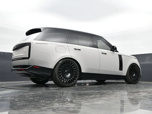 Used 2025 Land Rover Range Rover SV AWD/4WD image 49