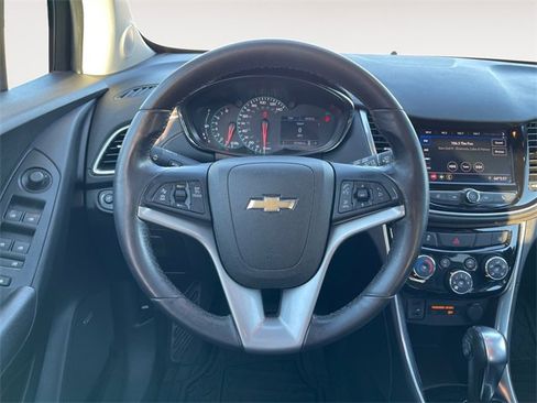 Used 2020 Chevrolet Trax Premier w/ LPO, Cargo Package image 12