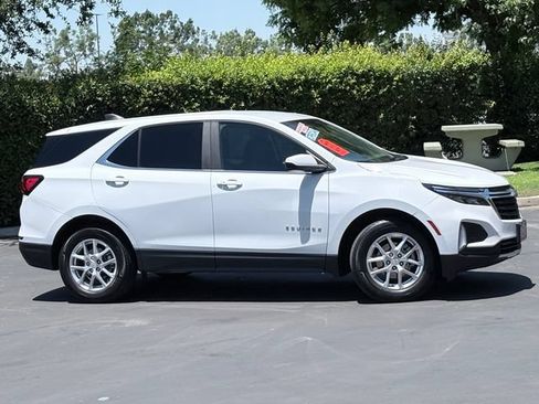 Used 2023 Chevrolet Equinox LT FWD image 4
