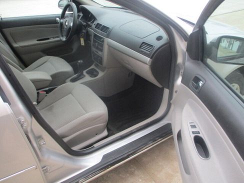 Used 2010 Chevrolet Cobalt LT image 19