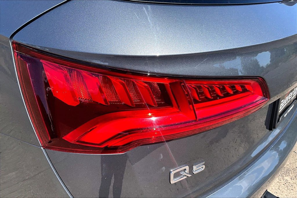 Used 2019 Audi Q5 3.0T Premium Plus w/ Premium Plus Package AWD/4WD image 28
