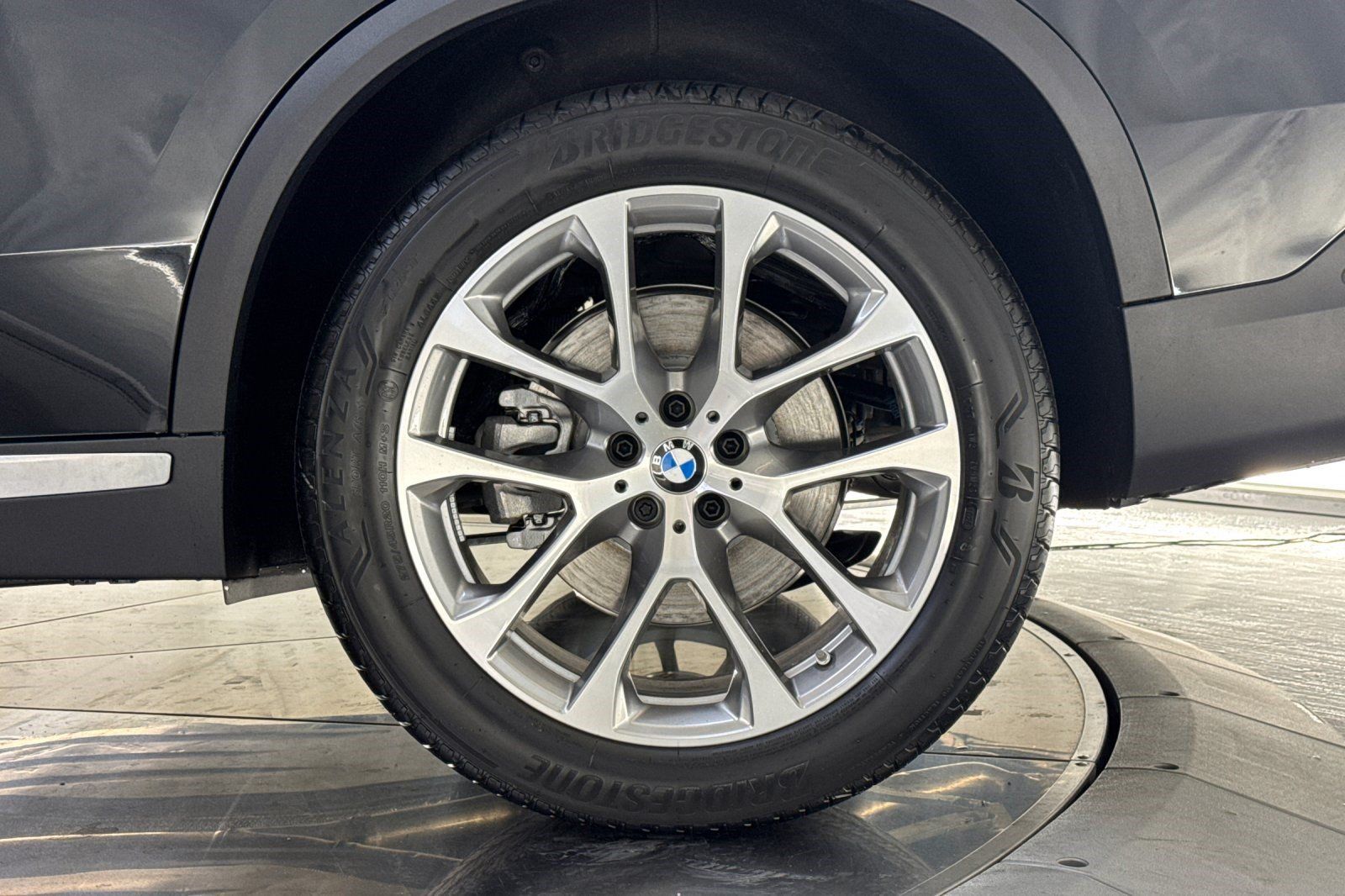 Used 2026 BMW X5 sDrive40i w/ Climate Comfort Package RWD image 13