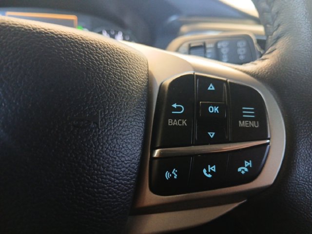 Used 2024 Ford Explorer XLT w/ Equipment Group 202A RWD image 8