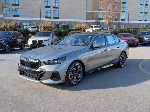 New 2026 BMW 530i w/ M Sport Package image 7