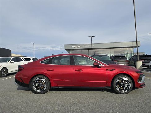 New 2026 Hyundai Sonata SEL image 2