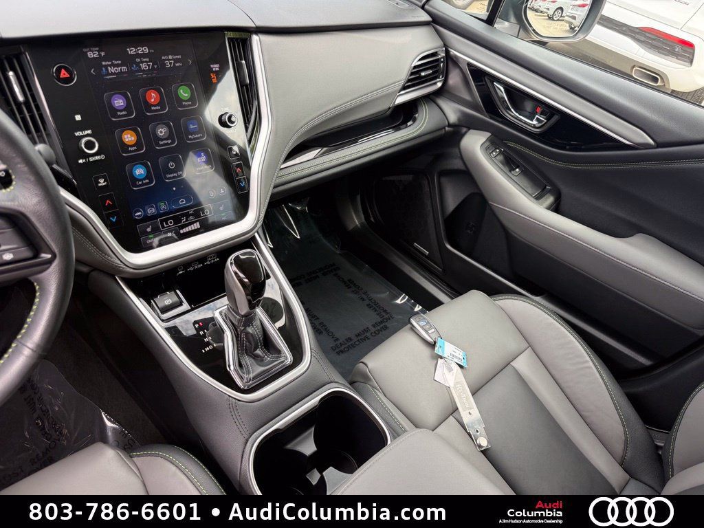 Used 2024 Subaru Outback Onyx Edition AWD/4WD image 32