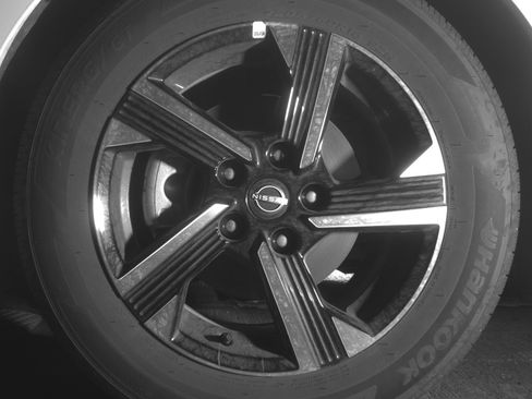 Used 2025 Nissan Sentra SV image 12