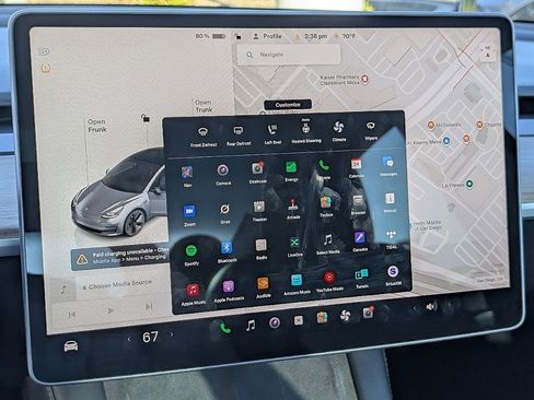 Used 2023 Tesla Model 3 Standard Range image 30