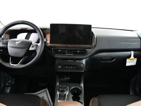 New 2026 Ford Bronco Sport Outer Banks w/ Outer Banks Tech Package+ AWD/4WD image 7