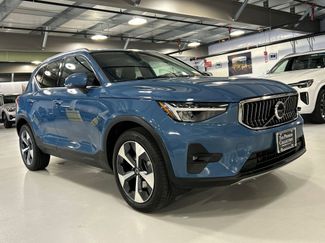 Certified 2023 Volvo XC40 B5 Plus w/ Driver Assist Package AWD/4WD video 1