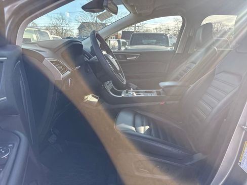 Used 2024 Ford Edge SEL w/ Convenience Package image 22