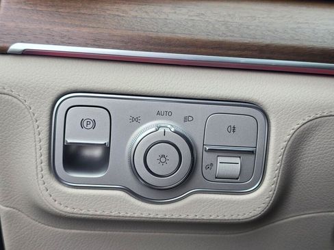 New 2026 Mercedes-Benz GLE 450 4MATIC image 36