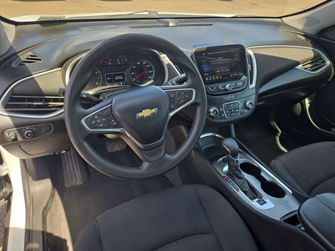 Used 2023 Chevrolet Malibu LT FWD image 15