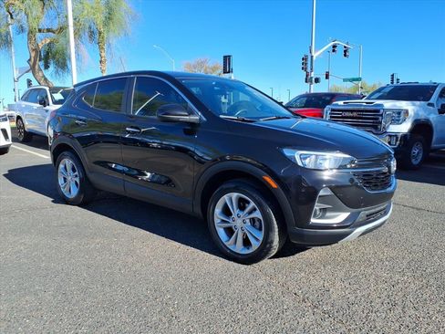 Used 2023 Buick Encore GX Preferred w/ Cold Weather Comfort Package image 3