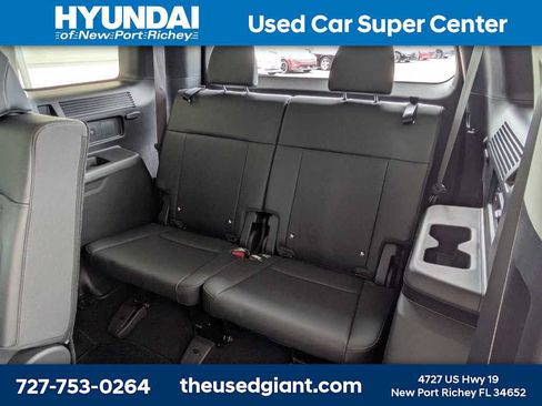 Used 2026 Hyundai Santa Fe SEL FWD image 16