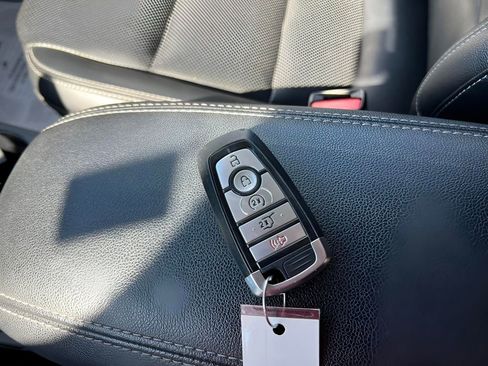 Used 2022 Ford Escape SEL AWD/4WD image 31