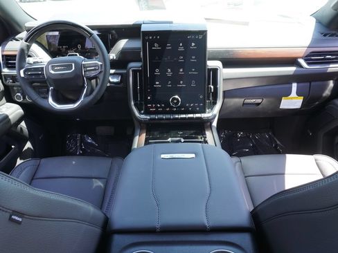 New 2026 GMC Yukon XL Denali w/ Advanced Technology Package AWD/4WD image 13