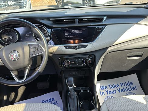 Used 2023 Buick Encore GX Essence w/ Experience Buick Package FWD image 5