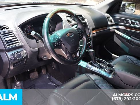 Used 2016 Ford Explorer Platinum AWD/4WD image 10