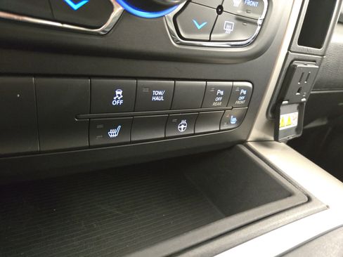 Certified 2019 RAM 1500 Big Horn image 26