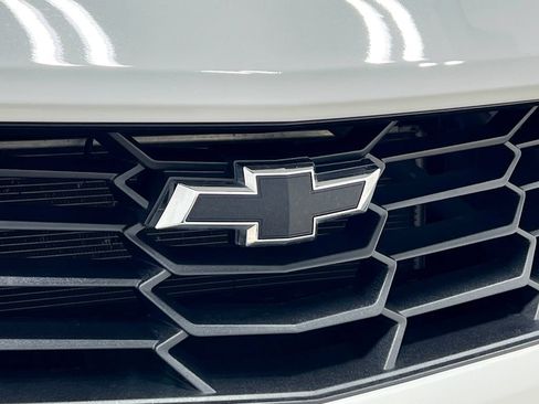 Used 2021 Chevrolet Camaro LT RWD image 38