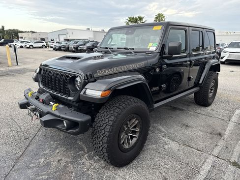 Used 2024 Jeep Wrangler Unlimited Rubicon 392 w/ Dual Top Group AWD/4WD image 2