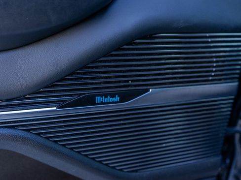 Used 2024 Jeep Grand Wagoneer L 4WD image 30