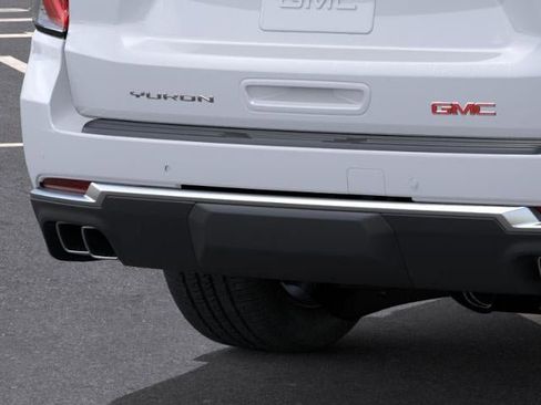 New 2026 GMC Yukon XL Denali w/ Denali Reserve Package AWD/4WD image 14