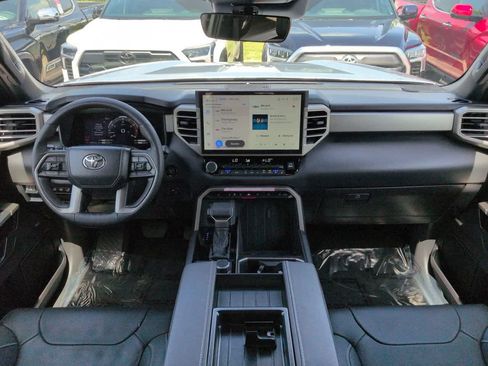 Used 2026 Toyota Tundra Limited AWD/4WD image 14