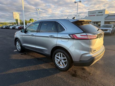 Used 2024 Ford Edge SEL AWD/4WD image 3