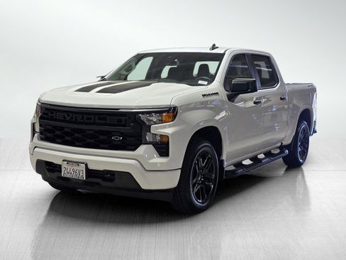Used 2023 Chevrolet Silverado 1500 Custom w/ Rally Edition image 3