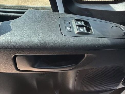 Used 2023 RAM ProMaster 2500 FWD image 14