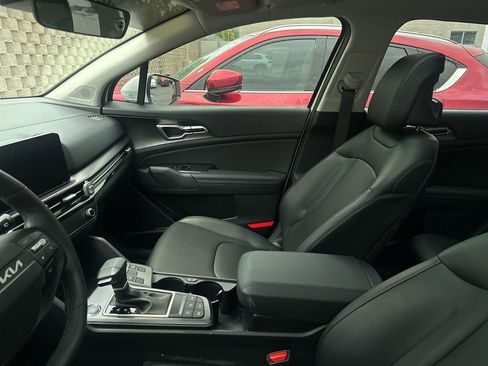 Used 2026 Kia Sportage EX w/ EX Panorama Roof Package AWD/4WD image 8