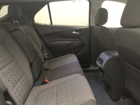 Used 2023 Chevrolet Equinox LT FWD image 19