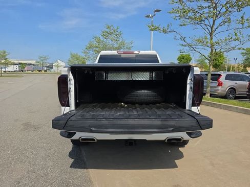 Used 2022 GMC Sierra 1500 Denali w/ Driver Alert Package II AWD/4WD image 7