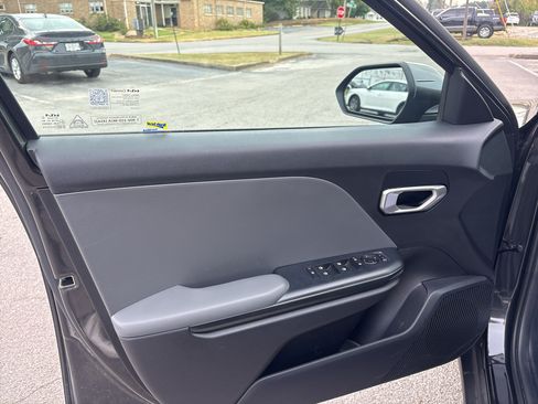 Used 2025 Kia K4 FWD image 13