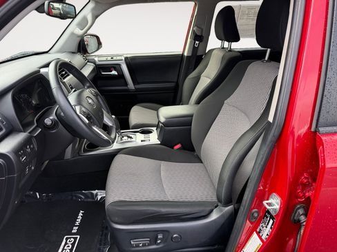 Used 2024 Toyota 4Runner SR5 image 10