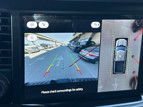 New 2025 Ford F150 Lightning XLT image 18